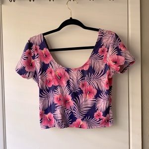 Size Large Hawaiian crop top from Pink